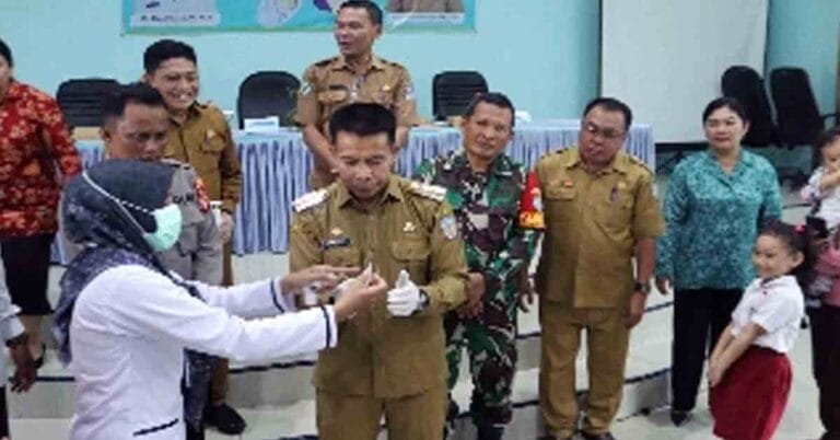 Pj Bupati Resmikan Peluncuran PIN Polio Kabupaten Mura 2024