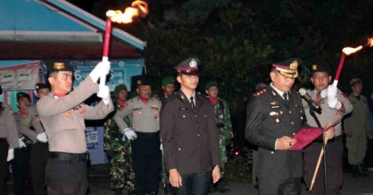 Kapolres Mura Pimpin Apel Renungan Suci HUT ke-79 RI