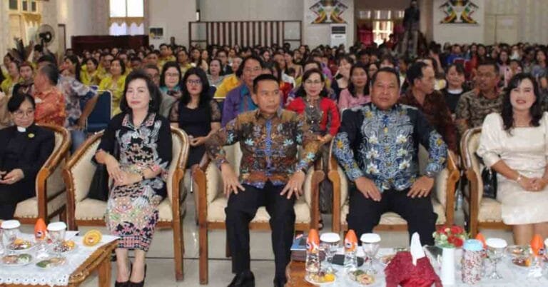 Pj Bupati Mura Hadiri Perayaan Natal Oikumene