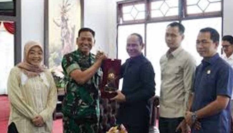 DPRD Kalteng Terima Kunjungan Danrem 102/Pjg