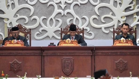 Plt Sekda Sampaikan LKPJ Gubernur Akhir Tahun Anggaran 2024