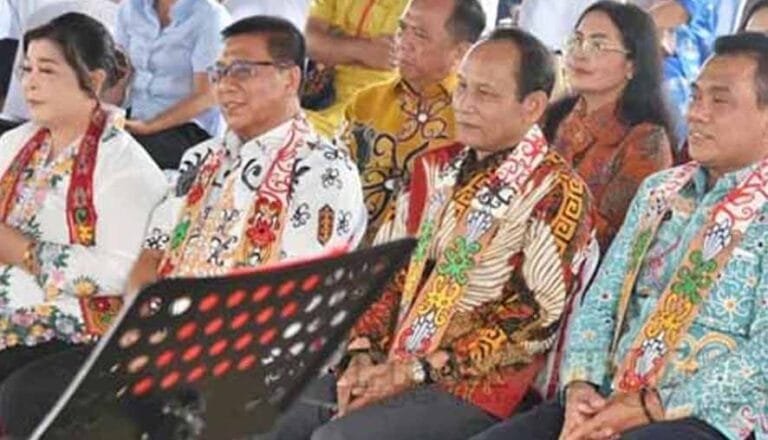 Ketua DPRD Kalteng Arton S Dohong Hadiri Peresmian GKE Yudea
