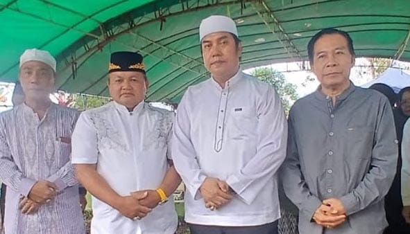 Ketua DPRD Kapuas Sampaikan Ucapan Belasungkawa Atas Berpulangnya H Mahmud IIP Syafrudin