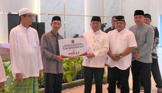 Ketua DPRD Kapuas Hadiri Pembukaan Safari Ramadhan