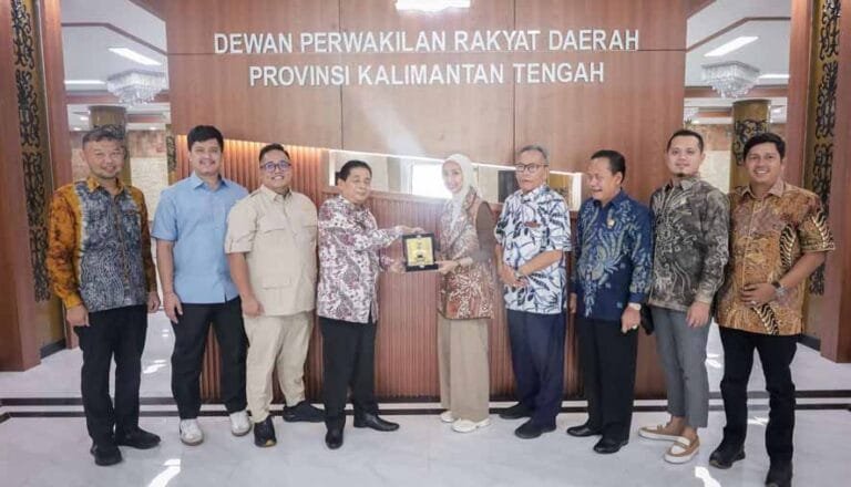 Bahas Pengembangan UMKM dan Ekonomi Daerah, Komisi II DPRD Kalsel Kunjungi DPRD Kalteng
