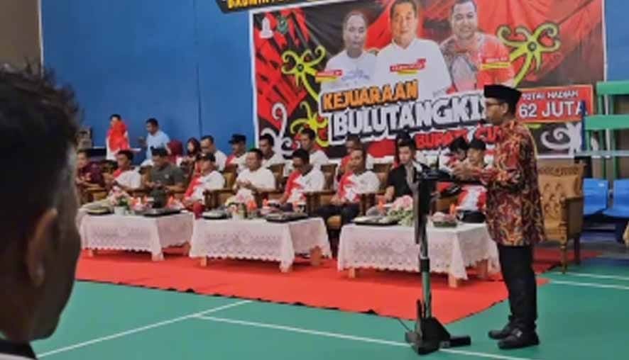 Dewan Kapuas Hadiri Pembukaan Kejuaraan Bulu Tangkis Bupati Cup 2025