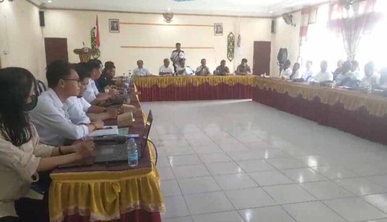 Dukung Program Strategis Nasional, Pemerintah Kecamatan Laung Tuhup Gelar Rakor Pembentukan Koperasi Desa