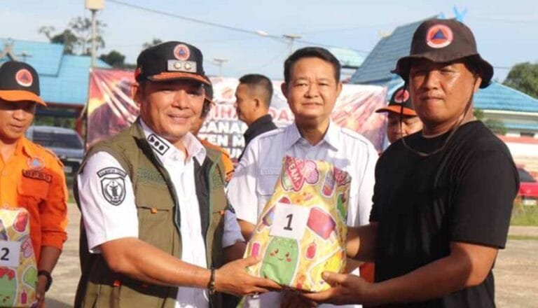 Wakil Bupati Mura Tutup Pelatihan Dasar Penanganan Karhutla 2025