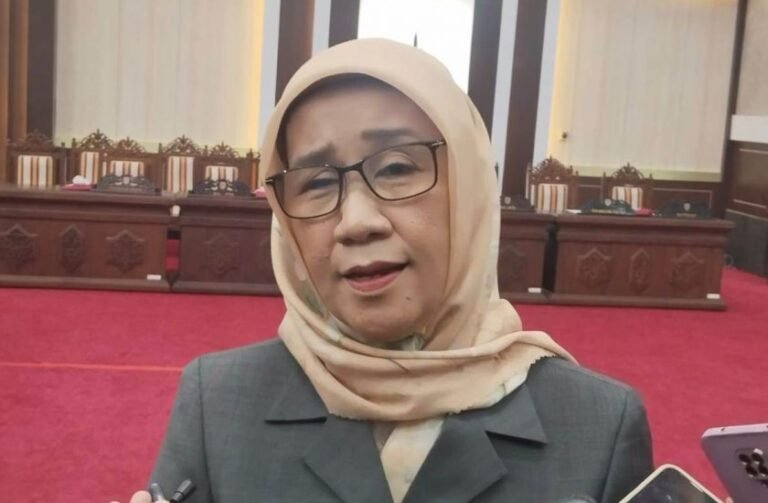 siti-nafsiah-1080x675