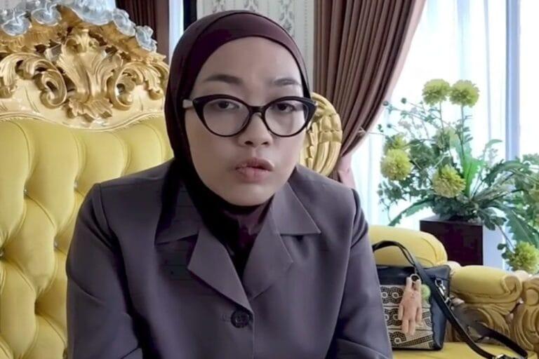 riska Agustin1